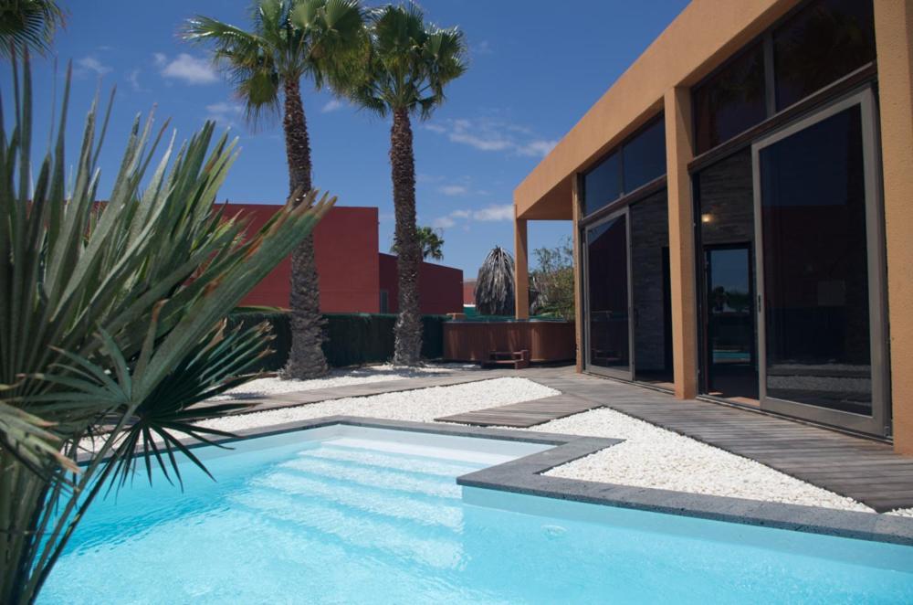 Villa La Marosca - Jacuzzi, Private Pool, 3 Bedrooms Caleta De Fuste Dış mekan fotoğraf